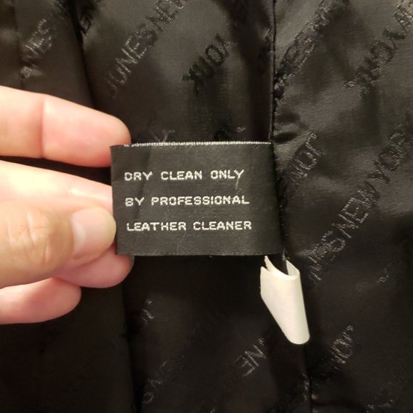 Leather Jacket - Picture 6 of 8